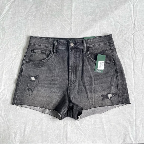 Wild Fable Highest-Rise Mom Jean Distressed Shorts - 12 - Picture 1 of 8
